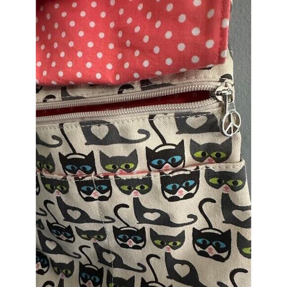 Bungalow 360 Cat Pattern Crossbody Bag - Cream and Black - Picture 8 of 15